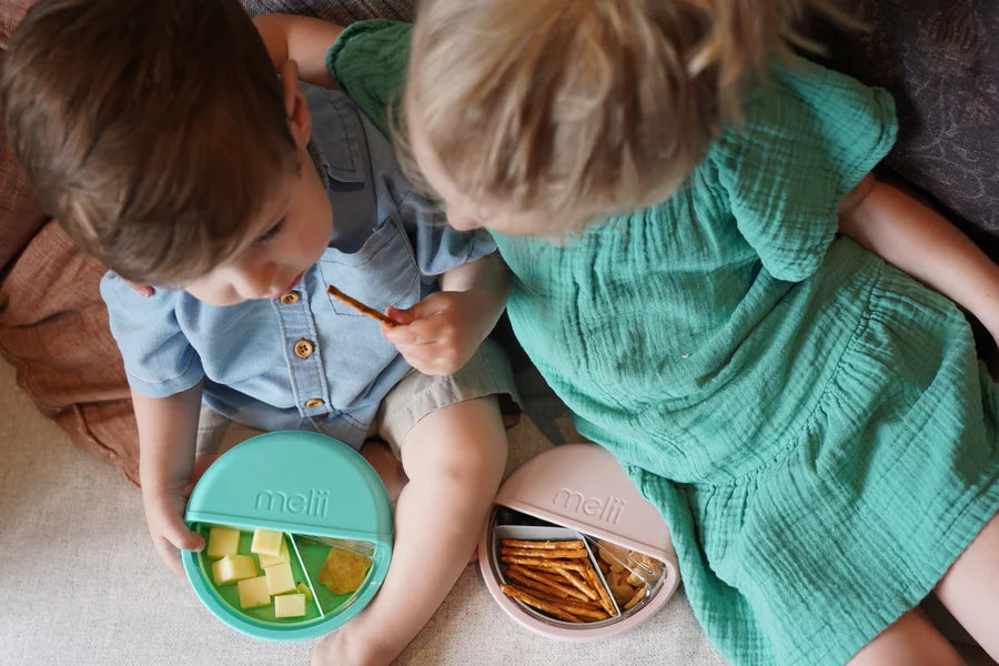 Spin Snack Container